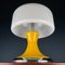 Gelbe italienische Mid-Century Tischlampe, 1970er 10