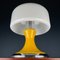 Lámpara de mesa italiana Mid-Century en amarillo, años 70, Imagen 10