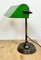 Lámpara de mesa de banco vintage esmaltada en verde, años 60, Imagen 3