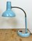 Lámpara de mesa industrial con cuello de ganso en azul, años 60, Imagen 5