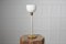 Lámpara de mesa sueca moderna de latón y vidrio opalino de Likely Böhlmarks, años 30, Imagen 2