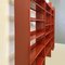 Modernes italienisches Bücherregal aus rot lackiertem Schichtholz, 1970er 4