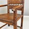 Antiker italienischer Stuhl mit hoher Rückenlehne und geschnitzten Holzarmen, 1800er 9