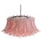 Lámpara de araña de techo italiana de vidrio rosa, Murano, años 90, Imagen 1