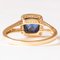 Moderner Ring aus 10 Karat Gelbgold mit synthetischem Saphir und Diamanten 5