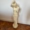 Statua donna vintage color crema, Immagine 1