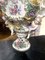 Bruciaincenso di Capodimonte in porcellana policroma, vasi con fiori e putti alati, XIX secolo, set di 2, Immagine 5
