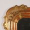 Specchio Cabaret con cornice dorata e mobili in legno intagliato, Immagine 3