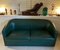 Sofá de tres plazas estilo Art Déco de cuero verde, años 80, Imagen 2