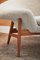 Fauteuil Fried Egg Left en Peau de Mouton Gris Scandinave par Warm Nordic 4