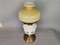 Lámpara de aceite de parafina de doble mecha inglesa de cerámica blanca pintada a mano, años 90, Imagen 3