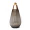 Bernsteinfarbene Vase aus mundgeblasenem Messing von Pia Wüstenberg 5