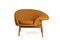 Fauteuil Fried Egg Right Ocre Foncé par Warm Nordic 2