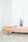 Divan Pallet Dirty Pink en Velours Nature par Pulpo 15