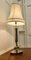 Lámpara de mesa columna central de latón, años 60, Imagen 6
