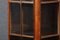 Vitrinas inglesas barrocas de caoba con tres lados esmaltados, década de 1800, Imagen 18