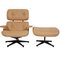 Sessel mit Fußhocker aus Karamellfarbenem Leder von Charles Eames für Vitra 1