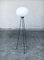Lámpara de pie trípode italiana opalina, años 50, Imagen 17