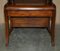 Vintage Bergere Bibliothekssessel aus Massivholz mit Stufen 9