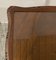 Nido de tres mesas vintage de madera tallada, Imagen 20