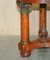 Mesa auxiliar francesa vintage grande de roble, latón bronceado y mármol, Imagen 9