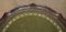 Dreibeiniger Beistelltisch aus Hartholz, grünem Leder & Blattgold-Intarsie 11