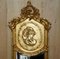 Espejos de pared de cuerpo entero de madera dorada estilo neoclásico francés. Juego de 2, Imagen 3