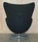 Silla Egg vintage de tela negra y gris de Fritz Hansen, 1996, Imagen 16