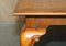 Longue Table Basse en Noyer avec Pieds Cabriolet dans le style de Thomas Chippendale 4