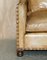 Handgefärbtes 2-Sitzer-Sofa aus braunem Leder im Edwardianischen Stil mit Nieten 8