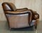 Sofá grande con brazos en forma de desplazamiento de cuero marrón de George Smith para Howard & Sons, Imagen 18