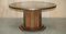 Tavolo da pranzo vintage in rame e ottone martellato a mano in stile medievale, Immagine 2