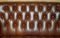 Sofá de dos plazas Chesterfield de cuero castaño y marrón, Imagen 6