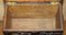Mobiletto a pipa in legno intagliato della Foresta Nera, anni '70 dell'Ottocento, Immagine 18