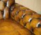 Butacas Chesterfield Bulgaru de cuero marrón de George Smith. Juego de 2, Imagen 15