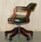 Englischer Vintage Chesterfield Captains Chair aus grünem Leder 19