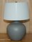 Lampade da tavolo a forma di vaso grigio in ceramica di Ralph Lauren, Immagine 13