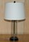 Lámpara de mesa Storm Lantern de vidrio en negro de Ralph Lauren, Imagen 1
