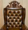 Grands Fauteuils Victoriens Antiques Sculptés en Lion Chesterfield en Cuir Marron, 1870, Set de 2 4