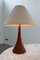 Lámpara de mesa danesa grande y moderna de teca, Imagen 1
