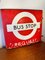 Señal de parada de autobús London Transport esmaltada antigua con procedencia, años 40, Imagen 3