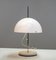 Lámpara de mesa hongo de cromo y acrílico blanco atribuida a Fagerhult, Suecia, años 70, Imagen 6