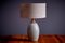 Lámpara de mesa estadounidense de cerámica marrón y blanco roto de Brent Bennett. Juego de 2, Imagen 8