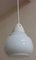 Mid-Century Deckenlampe mit opakem weißem Glasschirm auf cremeweißer Kunststoffhalterung, 1950er 3