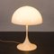 Lámpara de mesa Panthella de acrílico de Verner Panton para Louis Poulsen, Dinamarca, años 70, Imagen 2