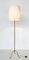 Lámpara de pie Mid-Century moderna de latón, años 40, Imagen 2