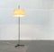 Lámpara de pie con trípode Mid-Century de Kaiser Leuchten, años 60, Imagen 15