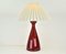 Lámpara de mesa de vidrio rojo atribuida a Jacob Bang para Kastrup Holmegaard, años 60, Imagen 9