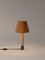 Lámpara de mesa Básica M1 de bronce y mostaza de Santiago Roqueta para Santa & Cole, Imagen 2