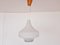 Lámpara colgante Mid-Century de vidrio lechoso, 1962, Imagen 1